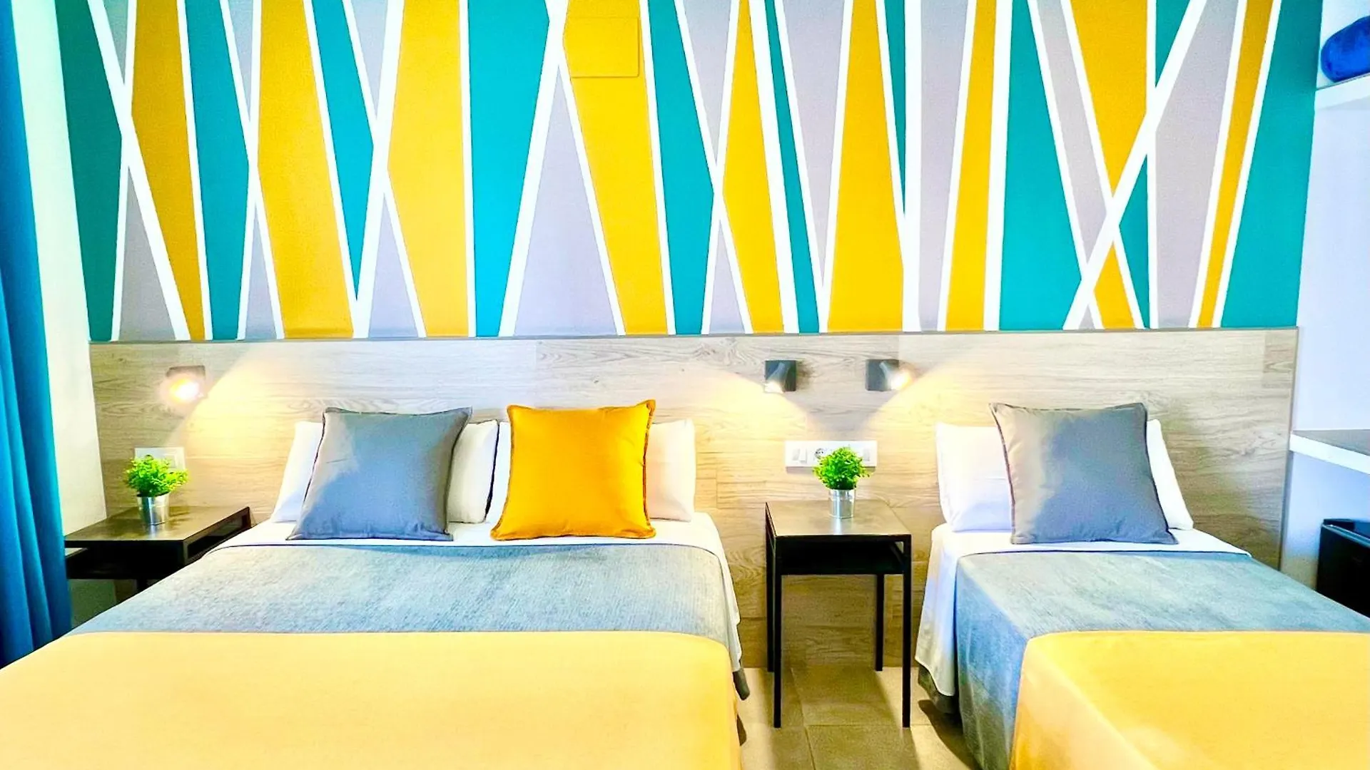 Gasthuis Dori Rooms Hostal Tarifa