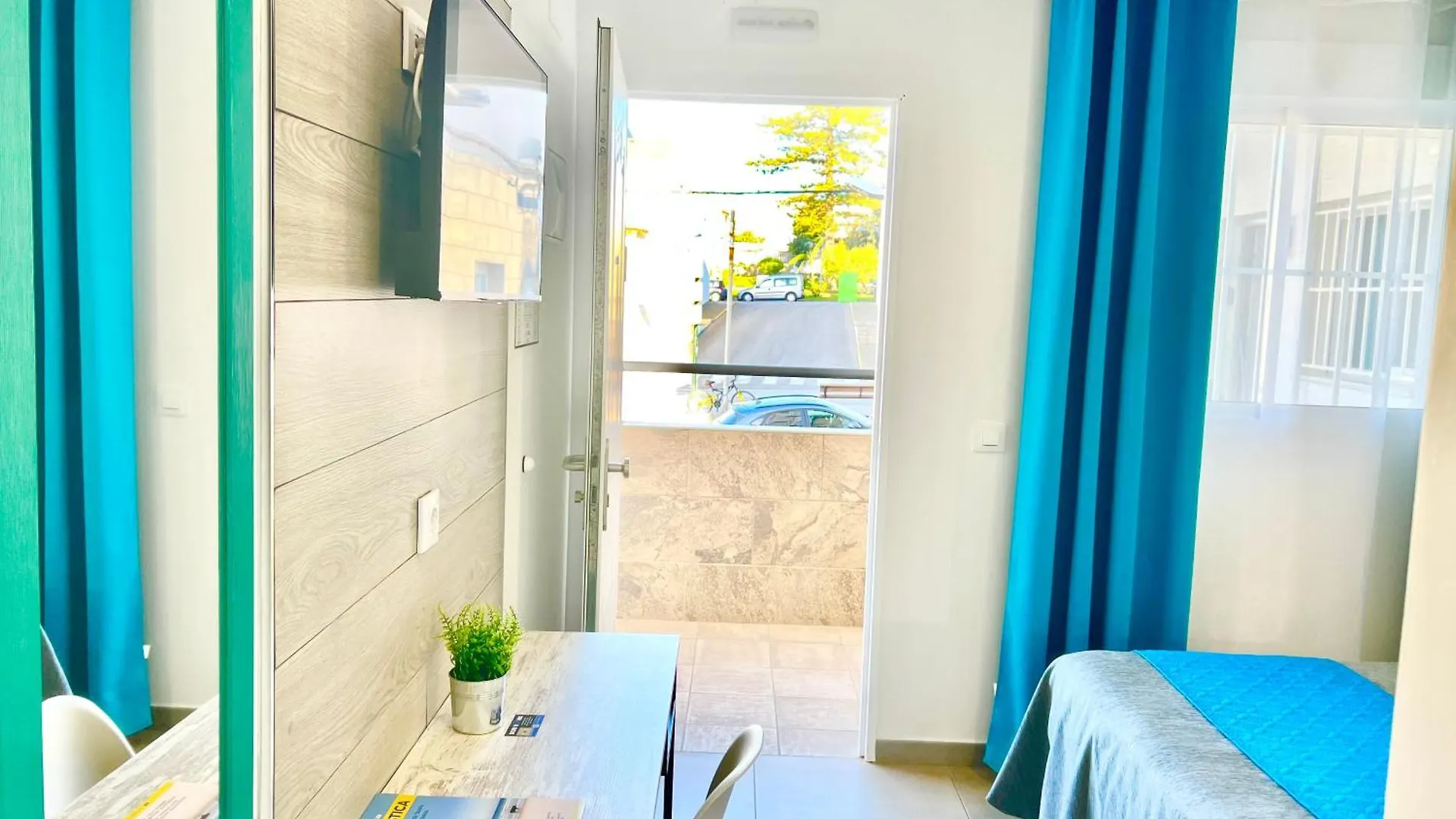 Dori Rooms Hostal Tarifa 0*,  Spanje