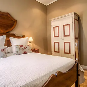 https://lhort-de-sant-cebria.catalonia-hotels.com