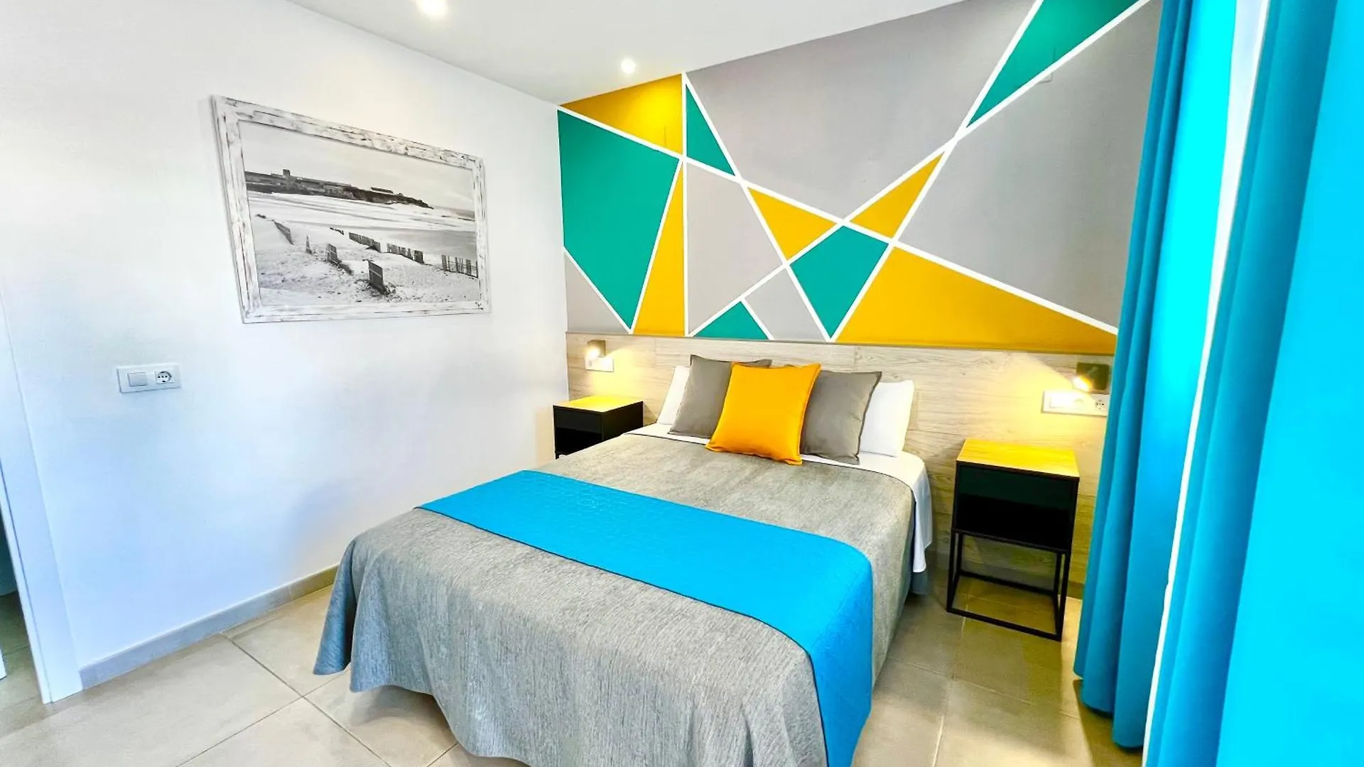 Dori Rooms Hostal Tarifa Spain