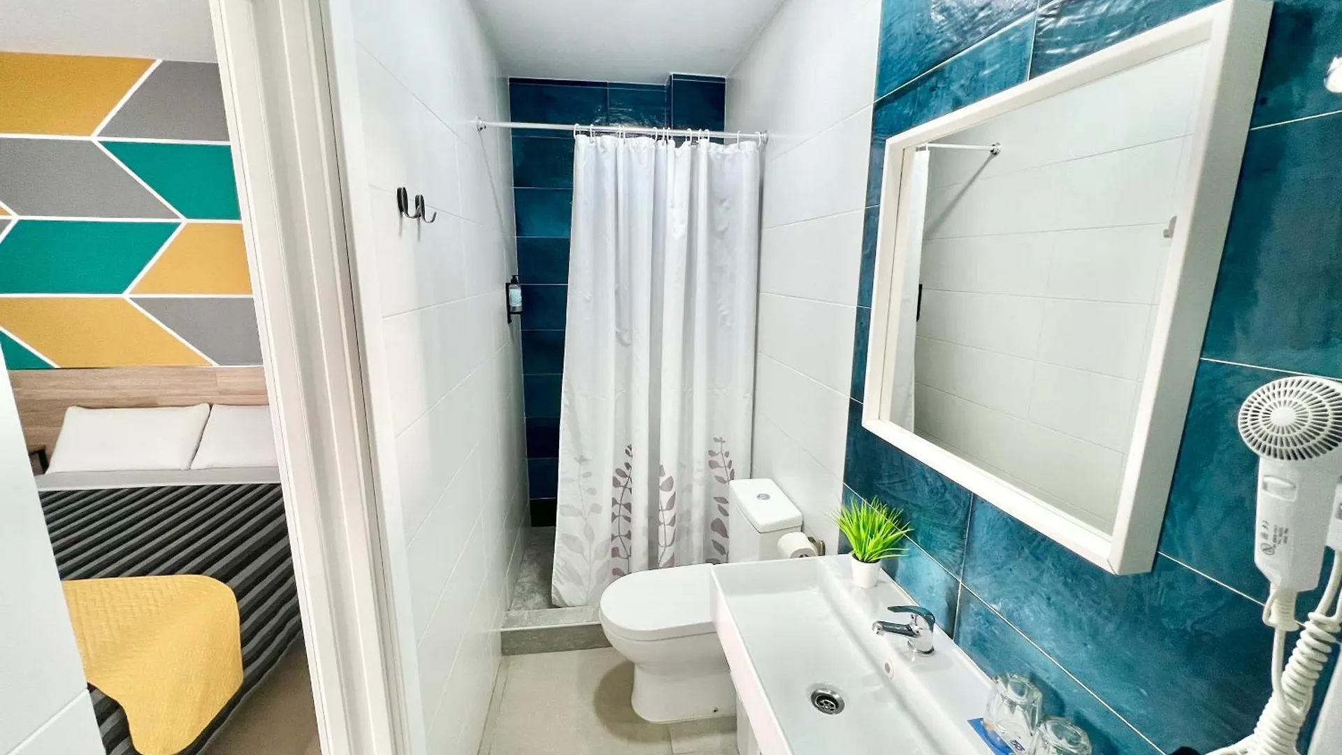Guest house Dori Rooms Hostal Tarifa Spain