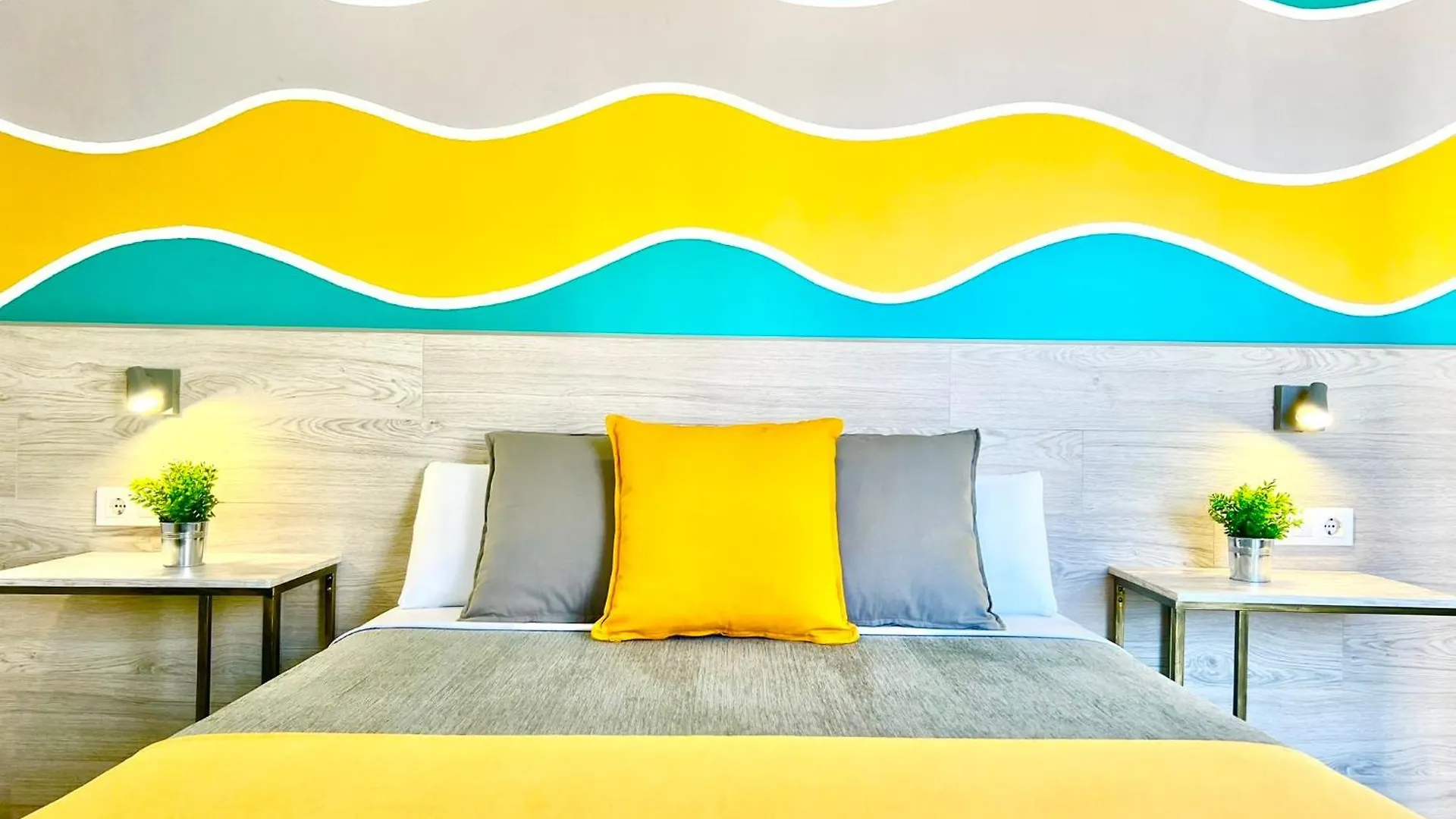 Dori Rooms Hostal Tarifa Spain
